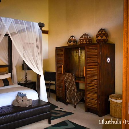 Ihlozi Bush Lodge Hluhluwe Zewnętrze zdjęcie